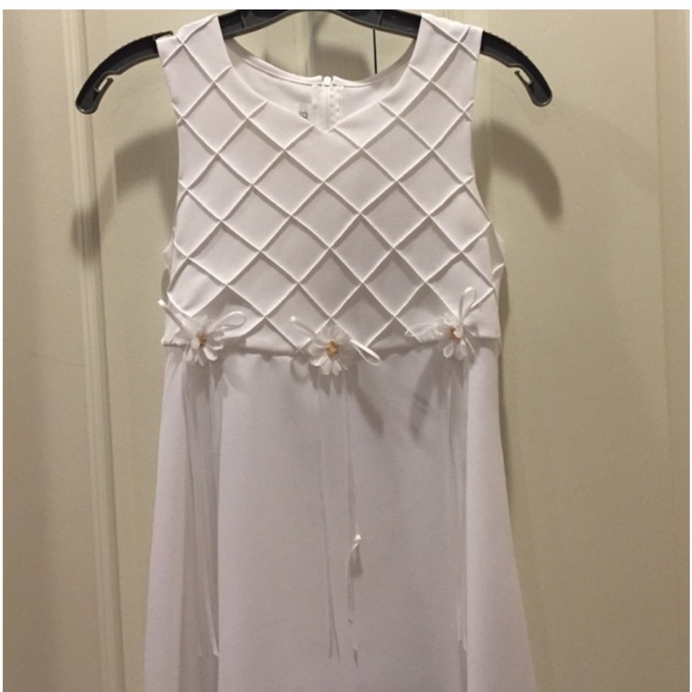 Girls 12 white long Daisy easter dress NWOT
